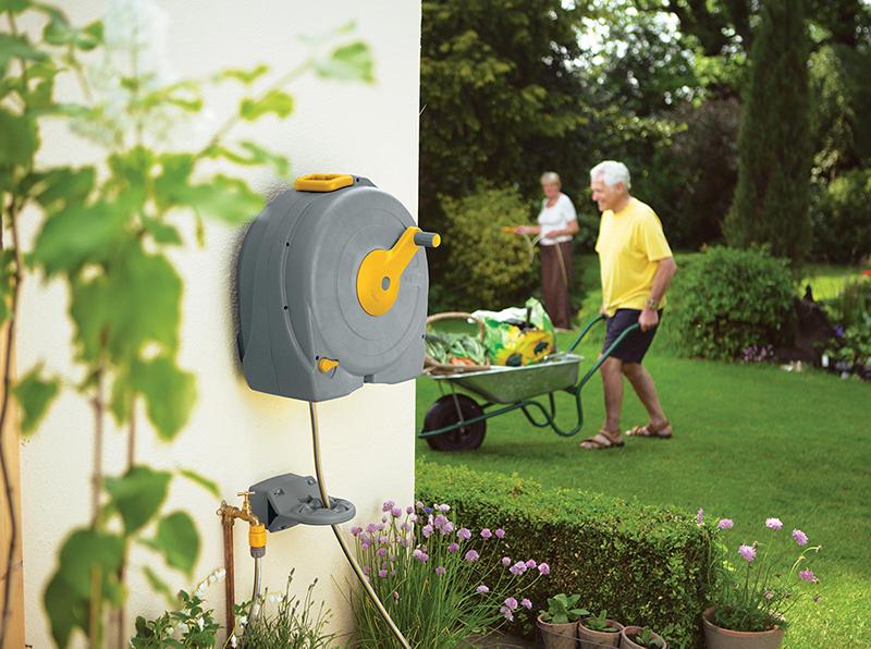 Hozelock Fast Reel 40m Wall Mounted Hose Reel – Automatic Rewind with Premium Hose